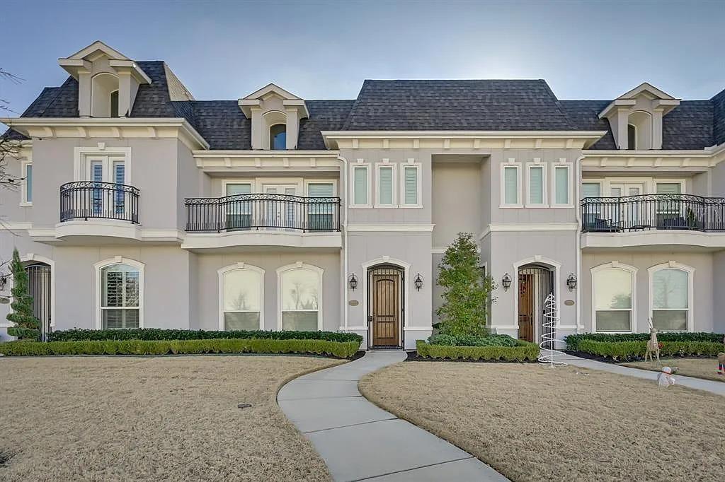 Foto principal - 7521 Renaissance Blvd