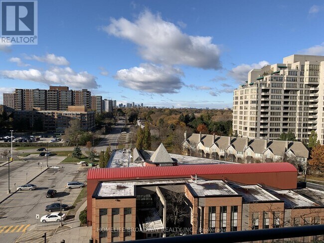 Photo du bâtiment - 185-215 Bonis Ave