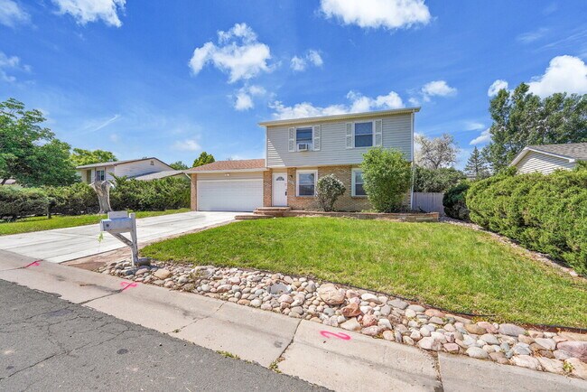 Building Photo - $2,695 - 3 bed, 2.5 bath Home in Westminst...