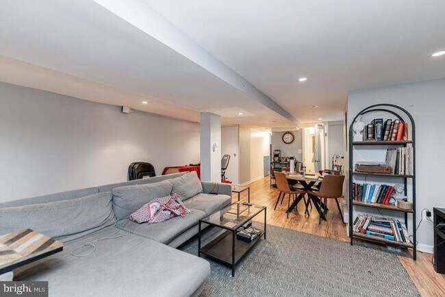 Foto del edificio - 4509 15th St NW