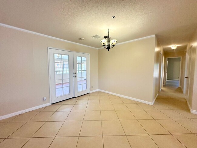 Foto del edificio - AVAILABLE NOW!! 2 BEDROOM 2 BATHROOM HOME ...