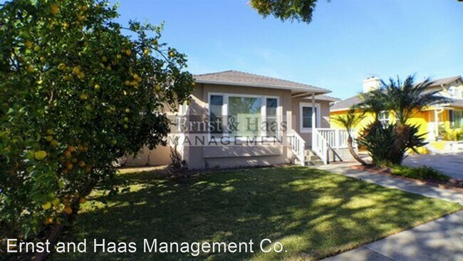Foto del edificio - 3 br, 1 bath House - 5203 Briercrest Ave.