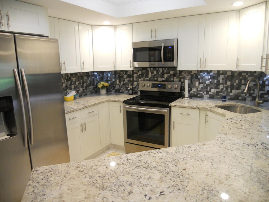 Primary Photo - 6544 Chasewood Dr