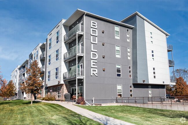 Building Photo - Boulder Apartments, LLC