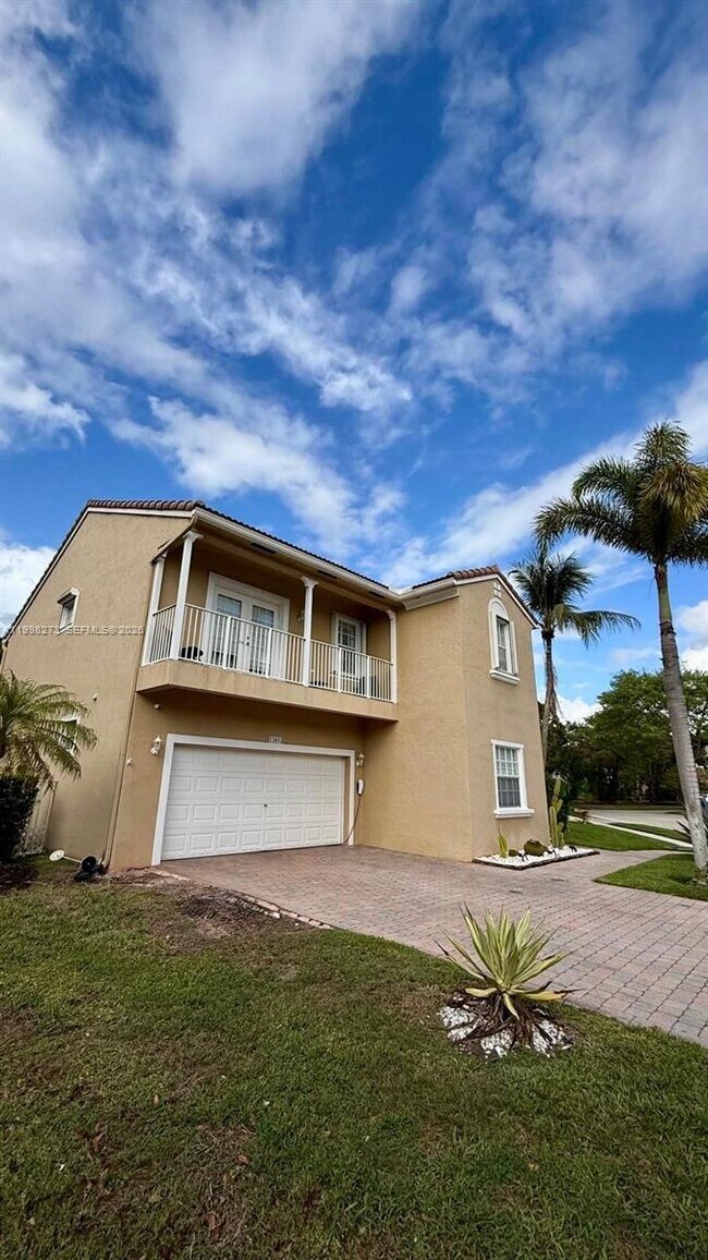 Foto del edificio - 12653 NW 7th Ct