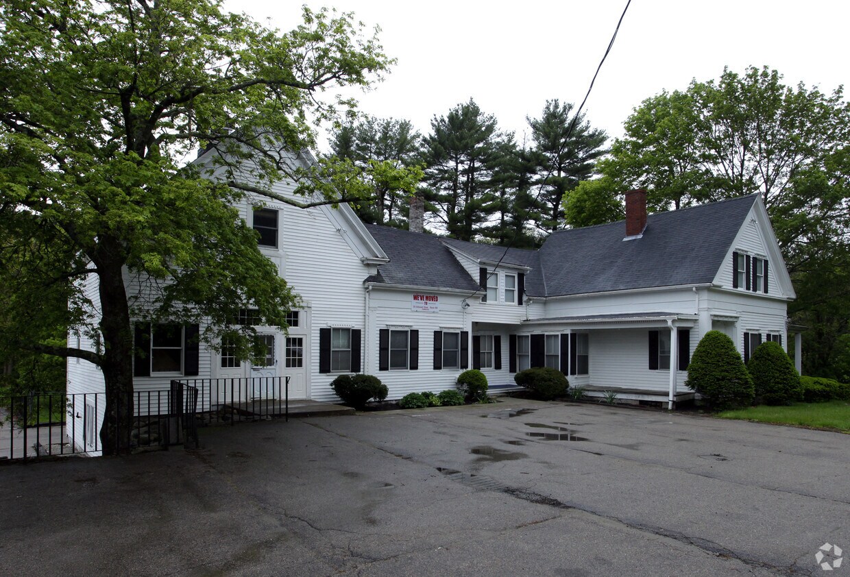 Primary Photo - 235 Washington St