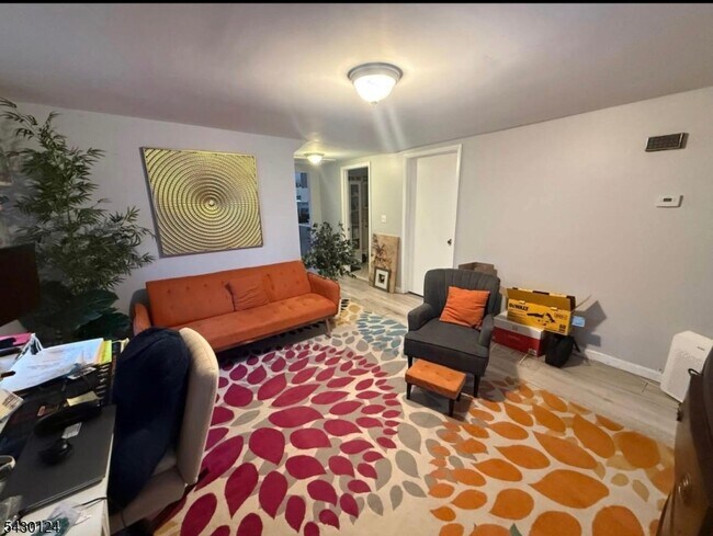 Foto del edificio - 425 Greylock Pkwy