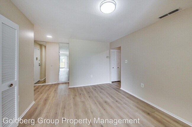 Foto del edificio - 2 br, 2 bath House - 10022 Stedwick Rd Uni...