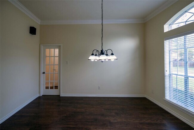 Foto del edificio - 7626 Painton Ln