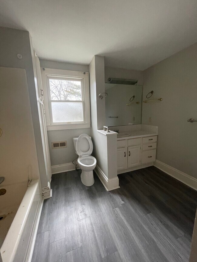 3265 Milton Ave, Columbus, OH 43202 House Rental in Columbus, OH