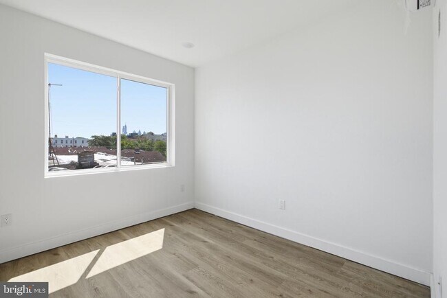 Foto del edificio - 613 Brooklyn St