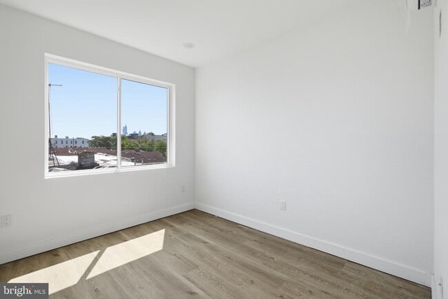 Foto del edificio - 613 Brooklyn St