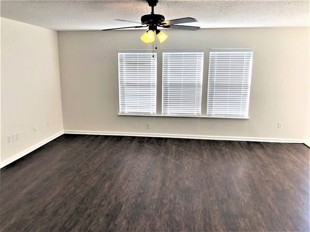 Foto del edificio - 96032 Waterway Ct