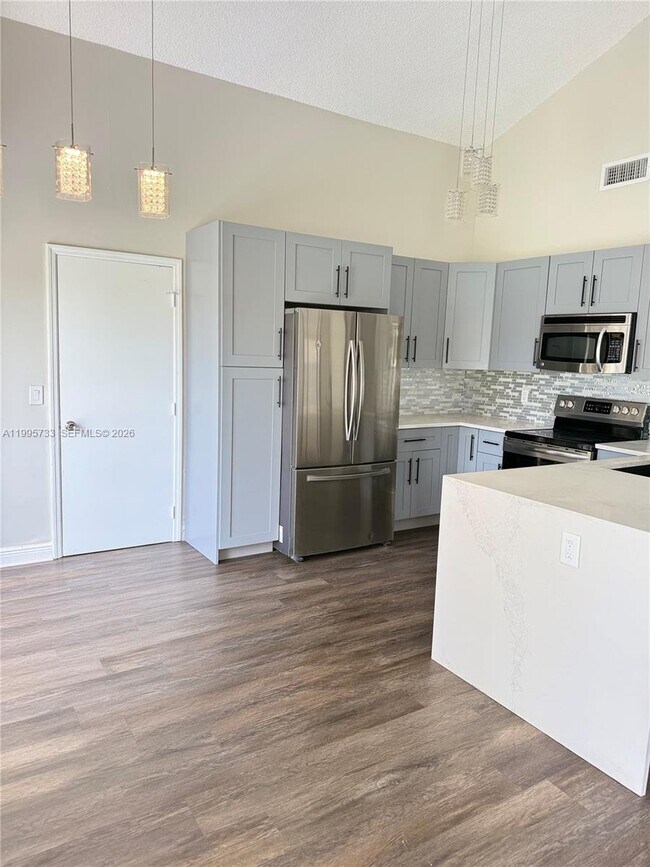 Foto del edificio - 8419 Garden Gate Pl