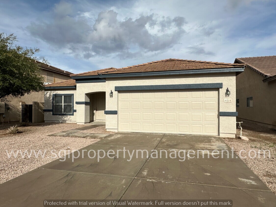 Foto principal - 4514 E Whitehall Dr