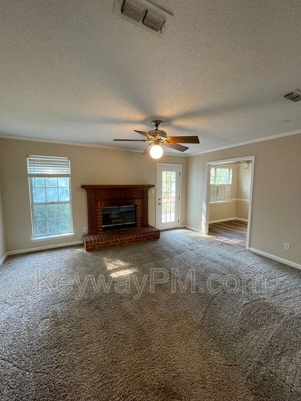 Foto del edificio - 4158 Arlington Rd