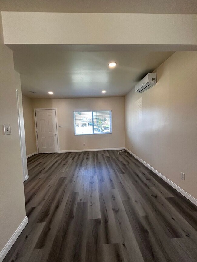 Photo - Bradshawe Apartment