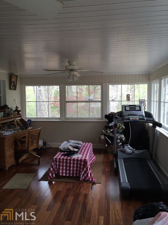 Building Photo - 5410 Blueberry Hills Dr