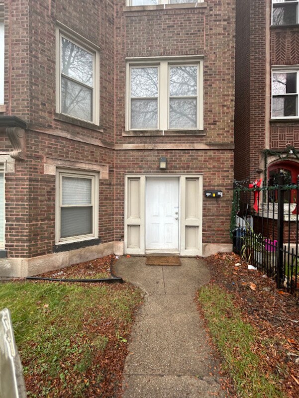 Foto del edificio - 7722 S Cornell Ave