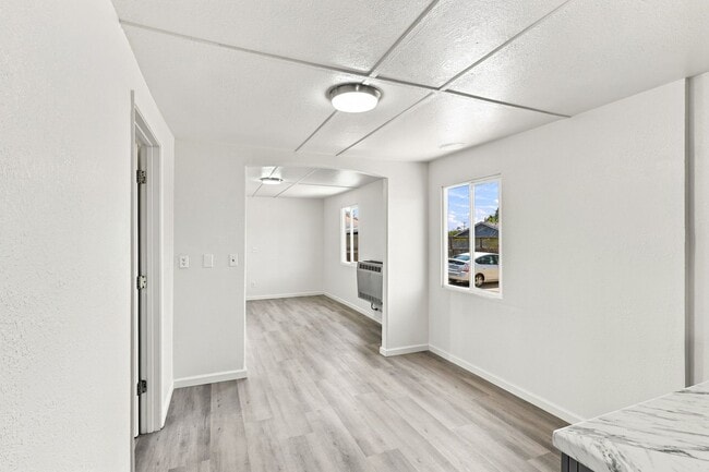 Foto del edificio - 30 Hawthorne Ave