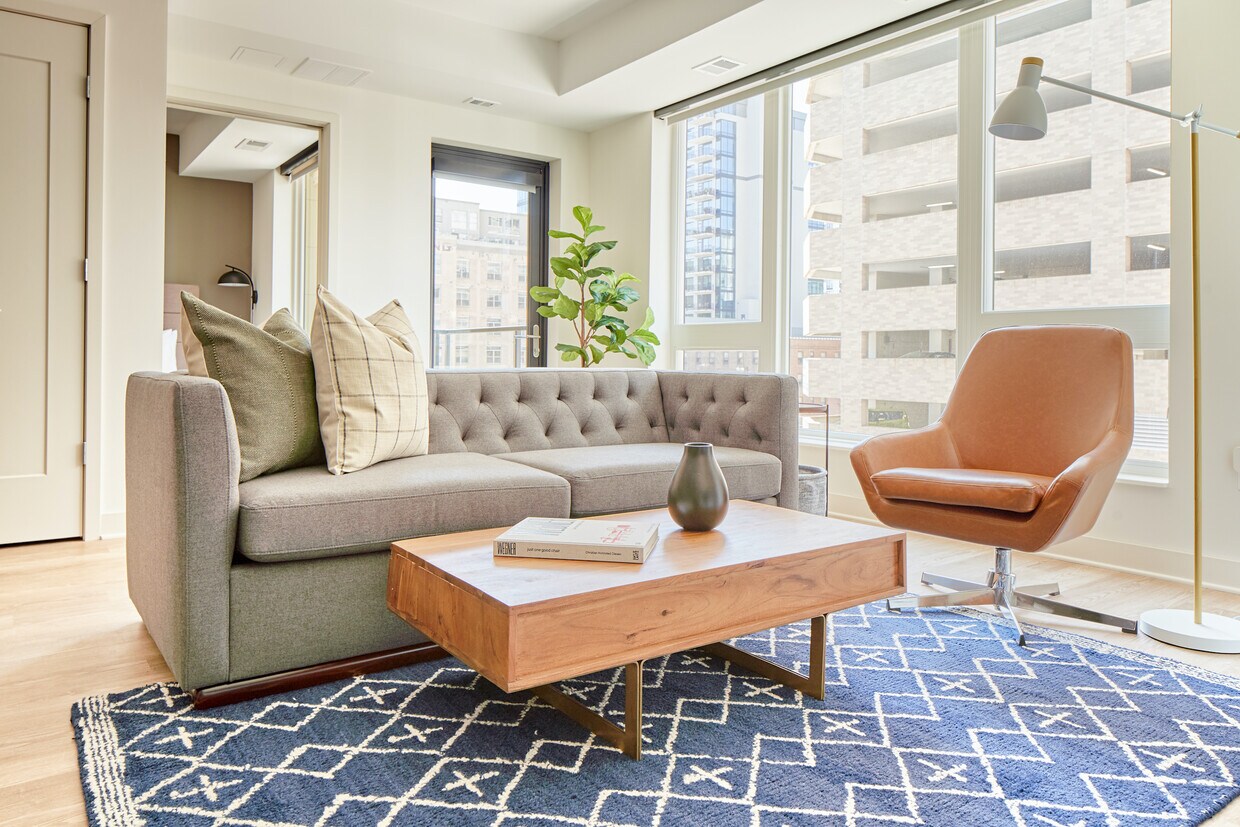 Foto principal - 600 5th Ave S