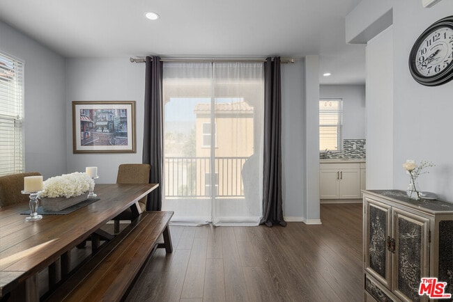 Building Photo - 281 Mar Vista Ave