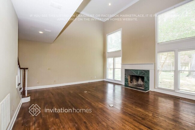 Foto del edificio - 6525 Park S Dr