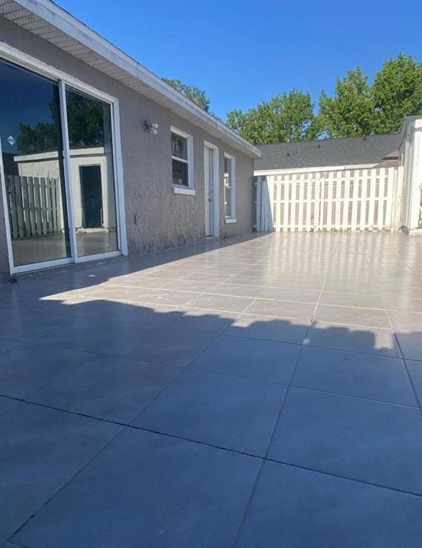 Building Photo - 2451 Harbor Town Dr