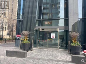 Building Photo - 1080-1080 Bay St.