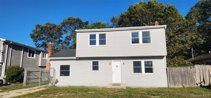 Building Photo - 15 Hollywood Dr