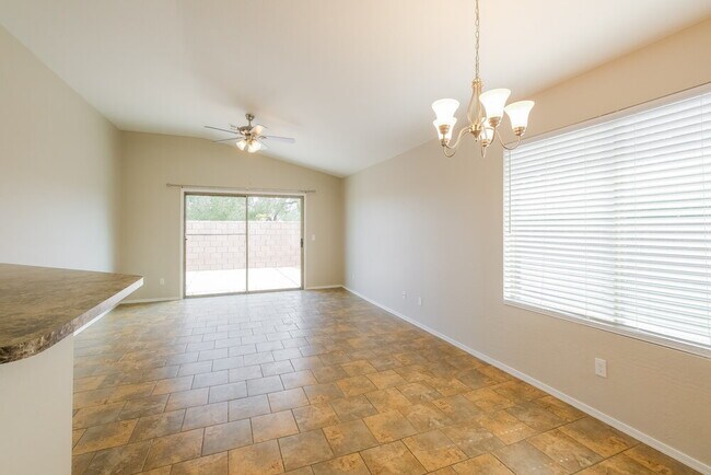Foto del edificio - 3510 W Thurman Dr