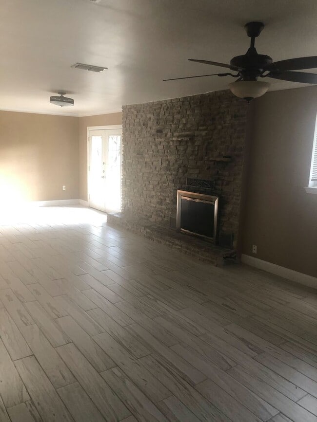 Foto del edificio - Nice Country living!