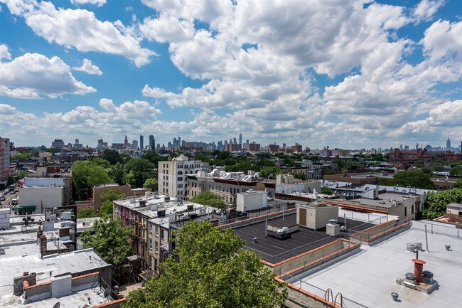 Building Photo - 1409 Fulton St
