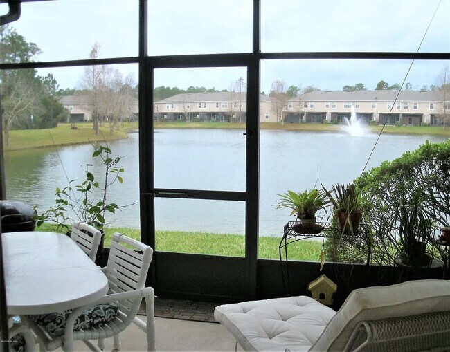 Foto del edificio - 5905 Rocky Mount Dr