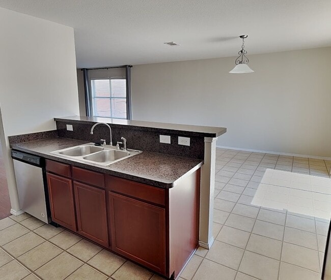 Building Photo - Welcome Home to Brookwood Park!