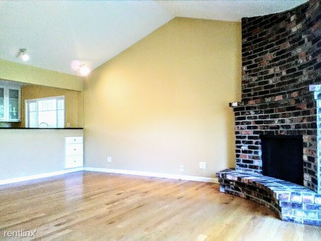 Building Photo - 5142 Ridgegate Way