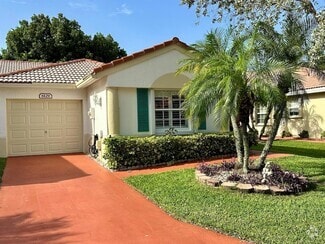 Building Photo - 6129 Heliconia Rd