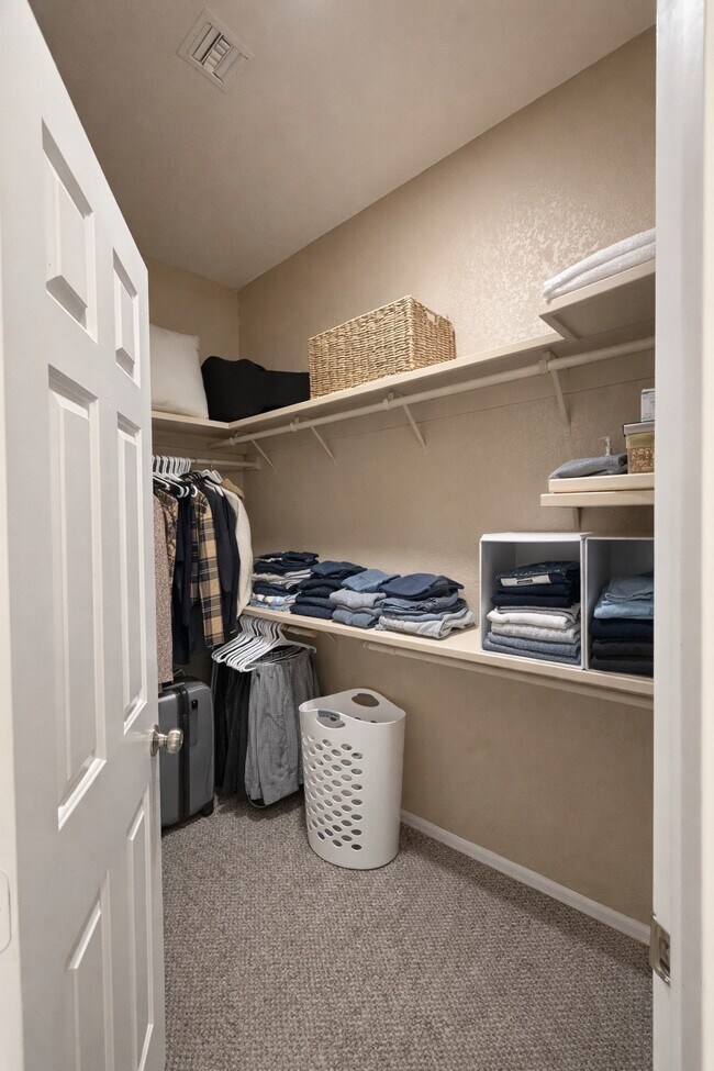 Foto del edificio - 10745 E 38th Ln