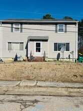 Building Photo - 2249 Dellrose Dr