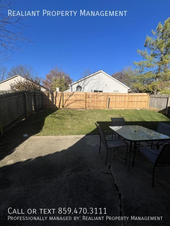 1357 Hartland Woods Way, Lexington, KY 40515 House Rental in