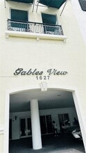 Building Photo - 1627 SW 37th Ave