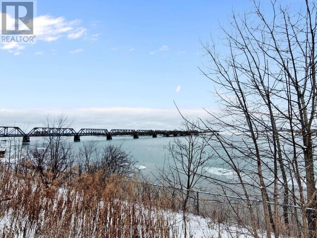 Photo du bâtiment - 535 Niagara Blvd