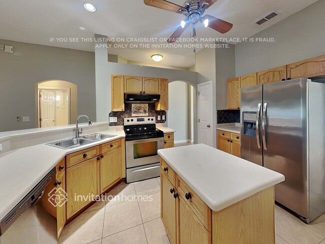 Building Photo - 1100 Andrea Way