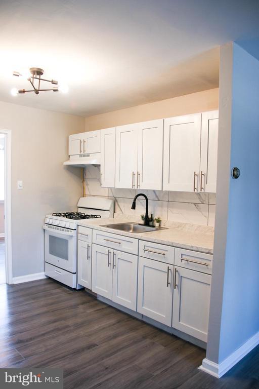 Foto principal - 6346 Lawndale St