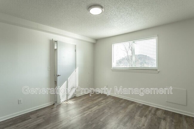 Foto del edificio - 127 Goodson Ave