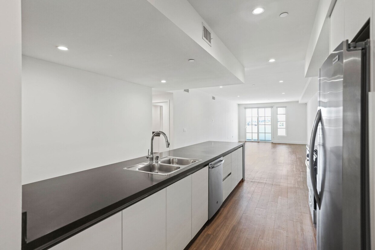 11847 Kiowa Ave Multifamily in Los Angeles, CA Westside Rentals