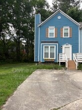 Building Photo - 830 Jamestown Manor Park