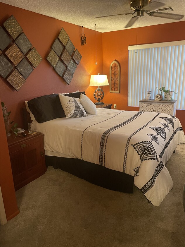 Foto principal - 14300 W Bell Rd