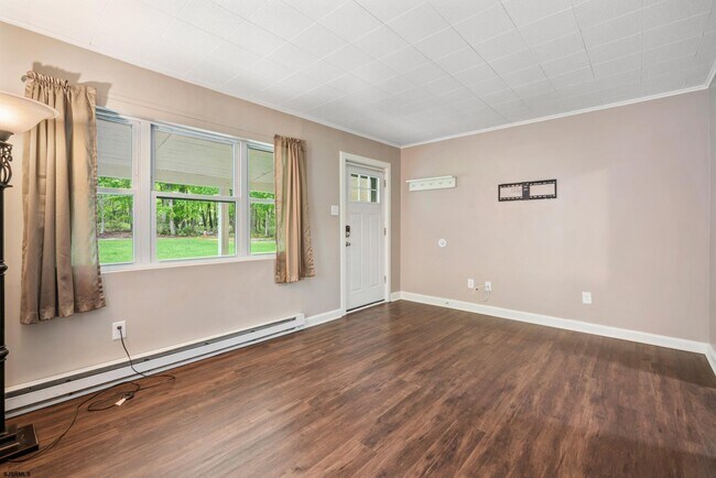Foto del edificio - 623 W Shiller St