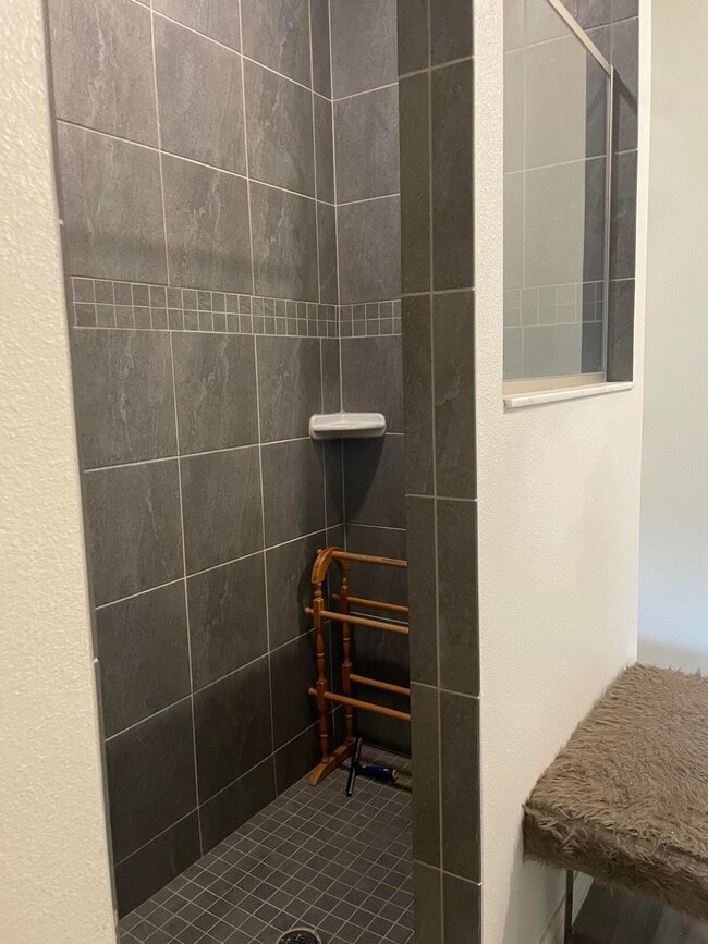 Building Photo - 6157 NW Gatun Dr